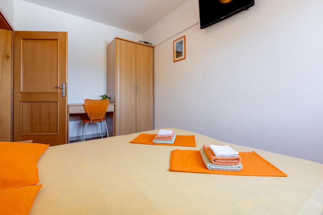 Apartmani Jaric Novi Vinodolski Exterior photo