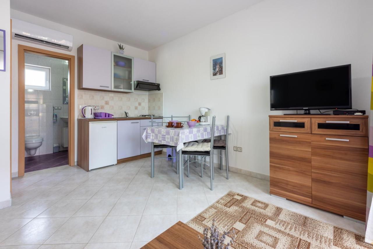Apartmani Jaric Novi Vinodolski Exterior photo