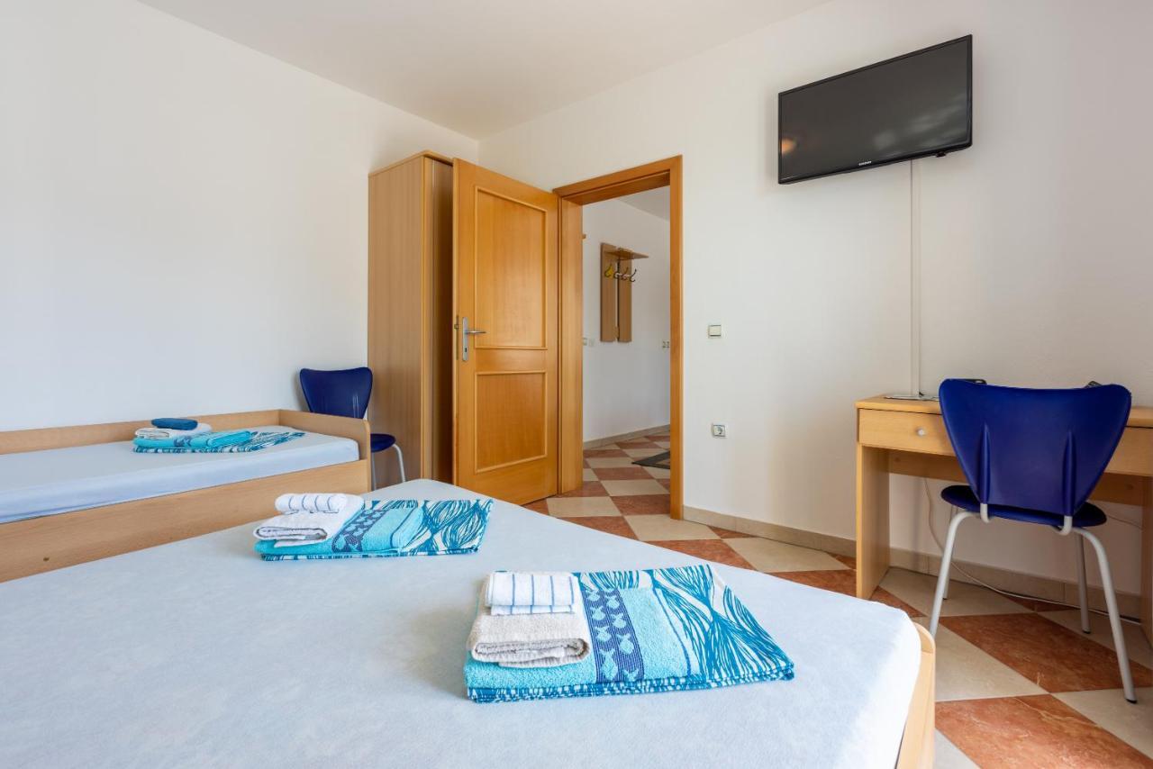 Apartmani Jaric Novi Vinodolski Exterior photo