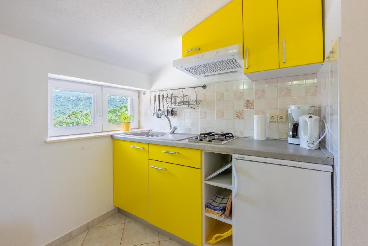Apartmani Jaric Novi Vinodolski Exterior photo
