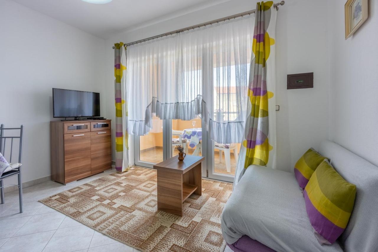 Apartmani Jaric Novi Vinodolski Exterior photo