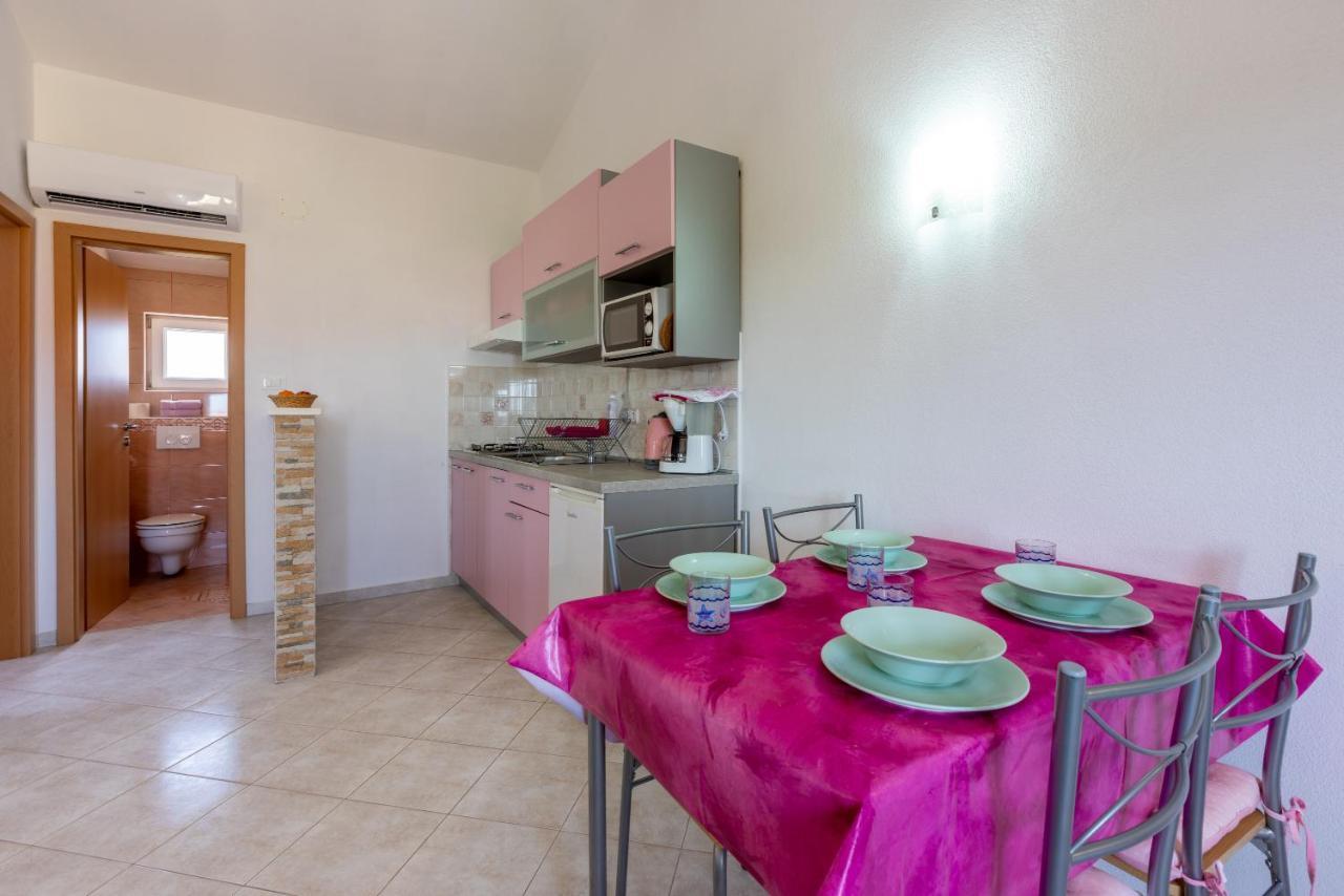 Apartmani Jaric Novi Vinodolski Exterior photo