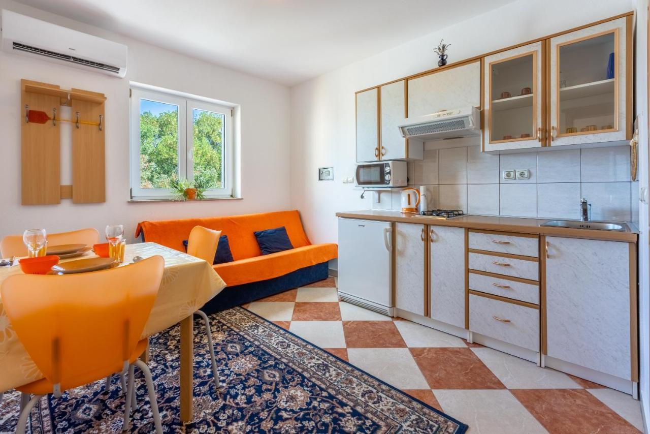 Apartmani Jaric Novi Vinodolski Exterior photo