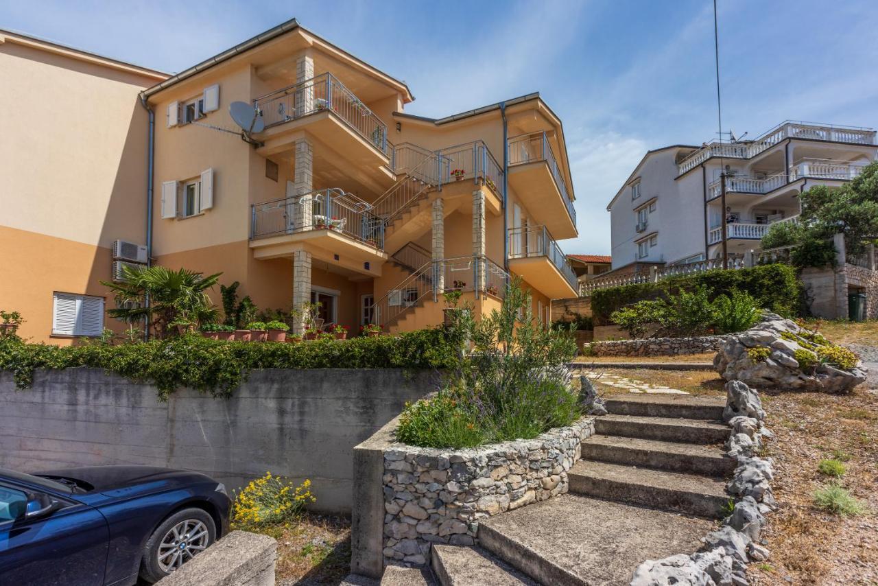 Apartmani Jaric Novi Vinodolski Exterior photo