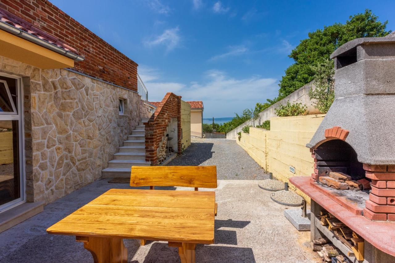 Apartmani Jaric Novi Vinodolski Exterior photo